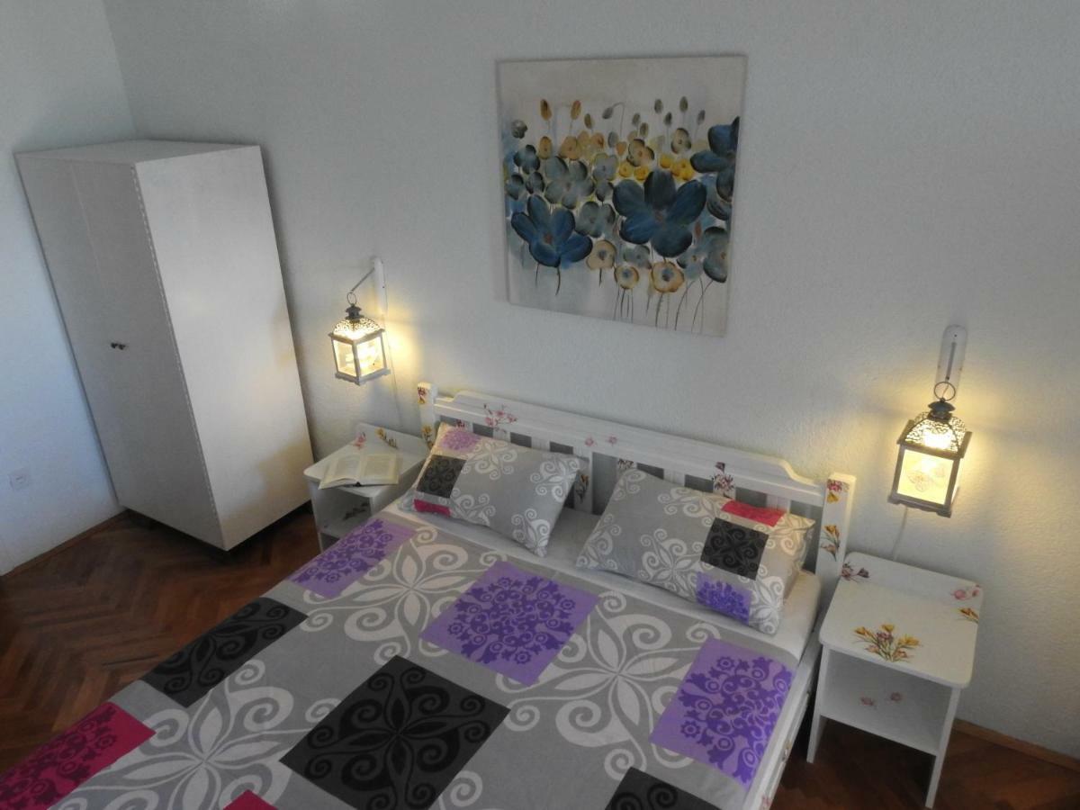 Sunrise Vid Appartement Dugi Rat Buitenkant foto
